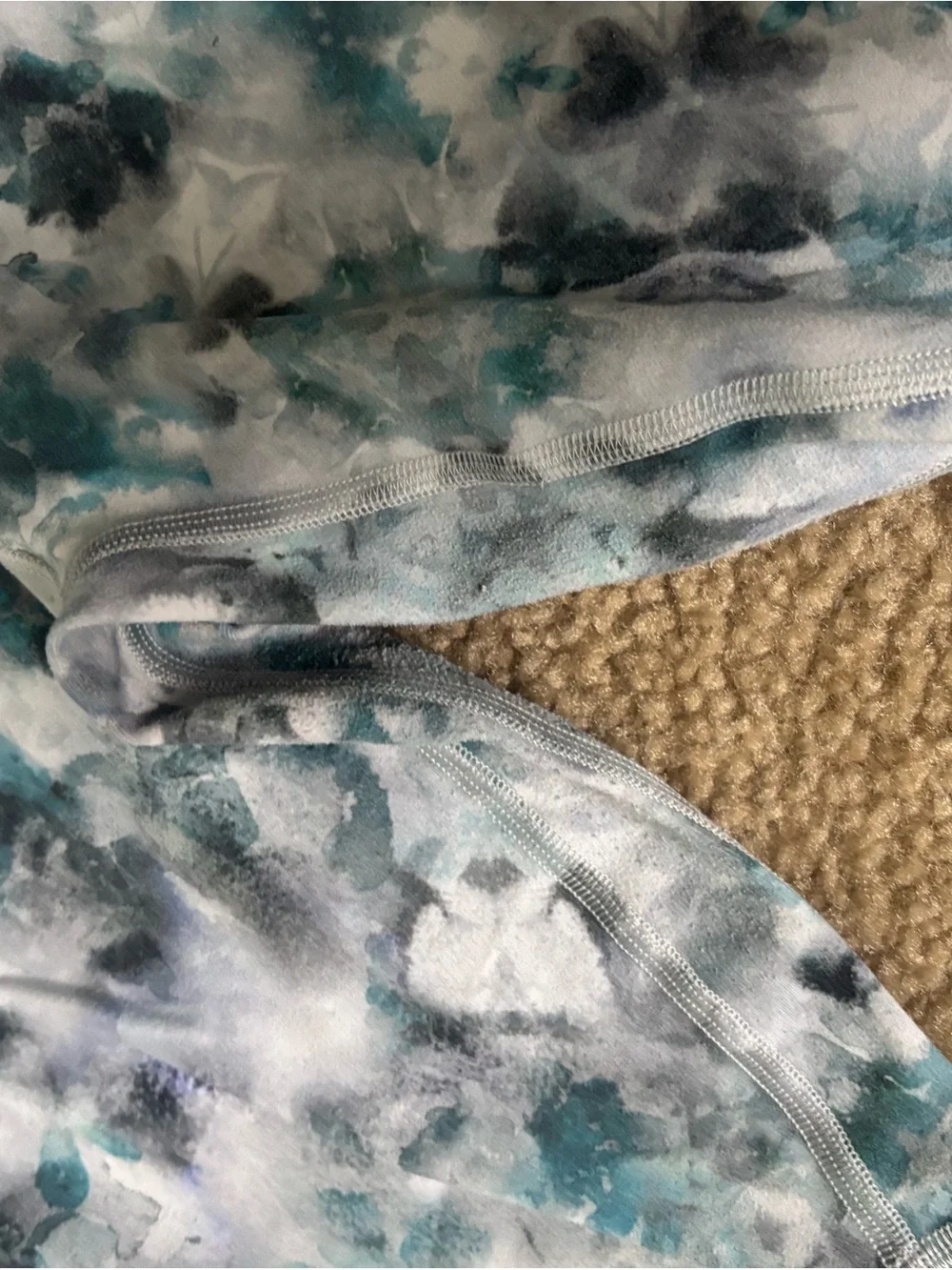 lululemon athletica White and Teal Marble Bike Shorts - Picture 10 of 12